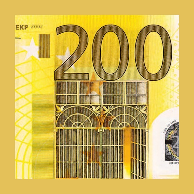 složená bankovka 200 euro